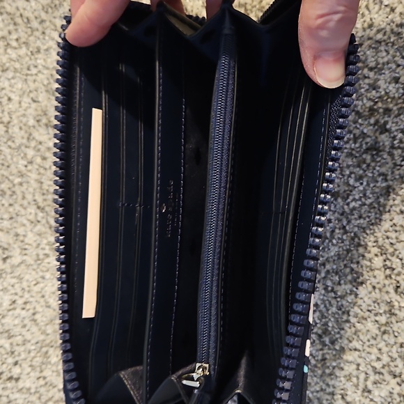 Kate Spade Wallet - Picture 2 of 5